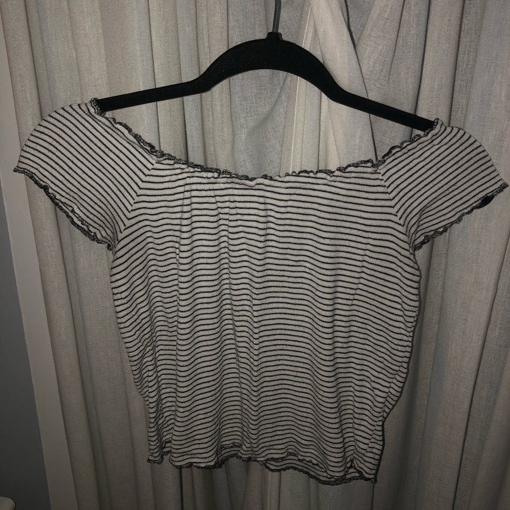 Off the shoulder (Garage) top